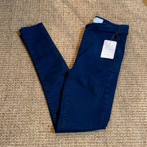 NWT Free People Dark Wash Jeggings 24